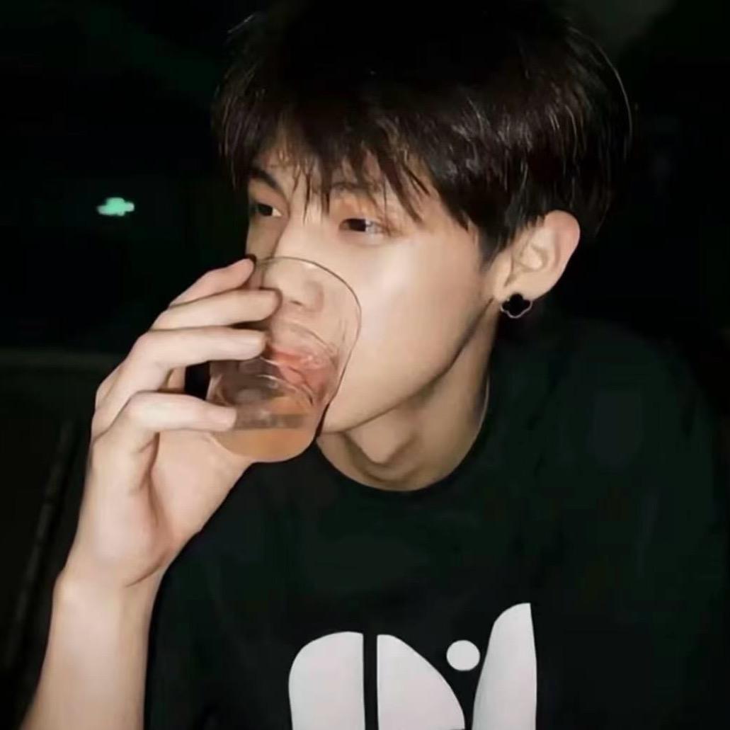 爱喝茉莉蜜茶