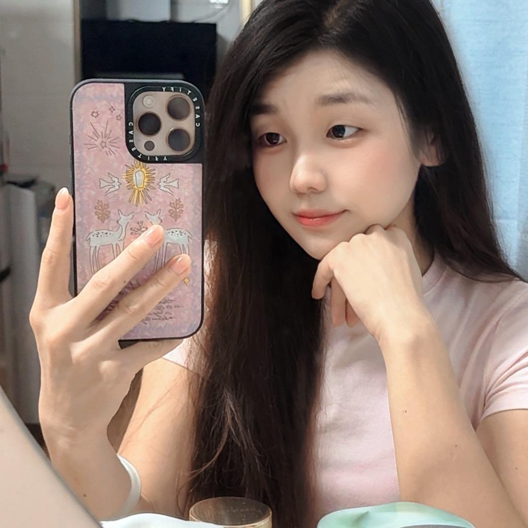 小七爱睡觉