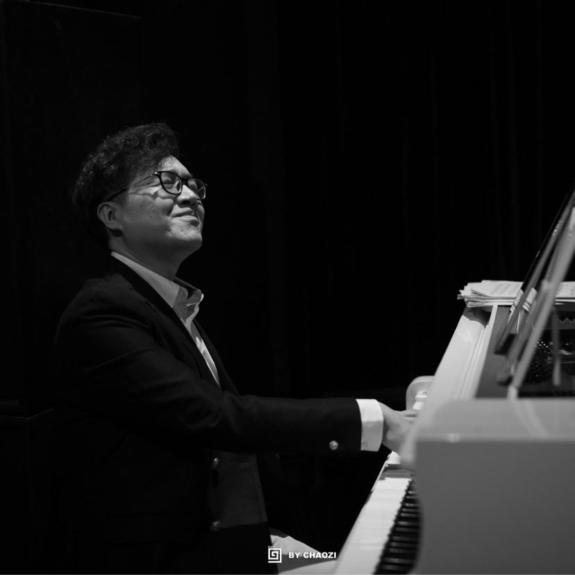 岳鹏的钢琴艺术