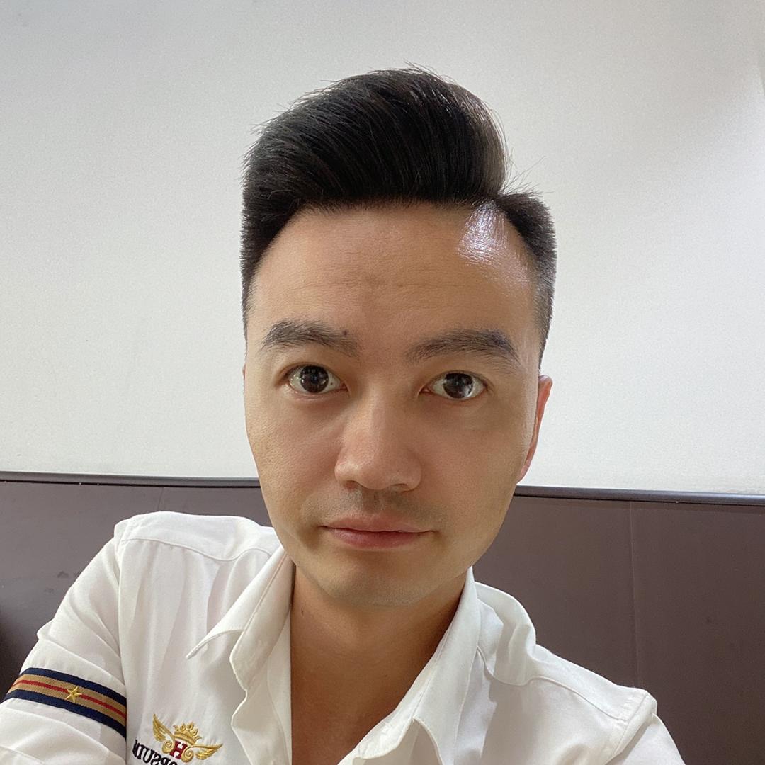 收长头发阿杜商务造型［化妆美甲店］官方号