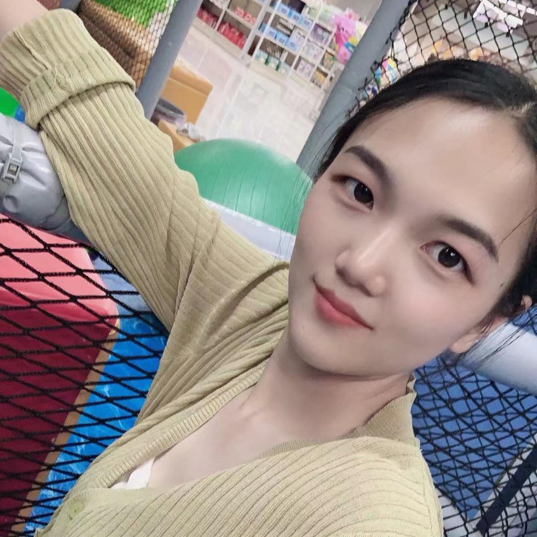 盼盼吖