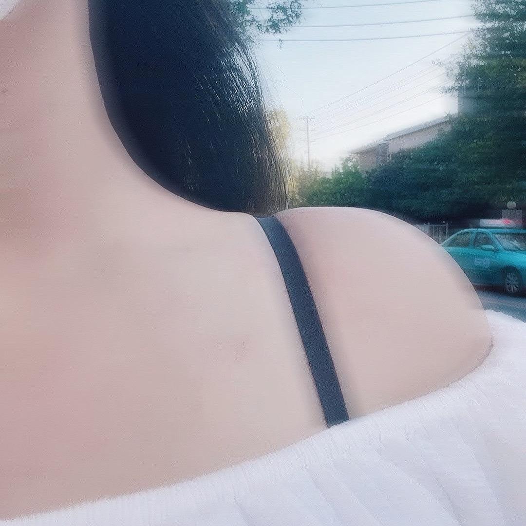陈好看。