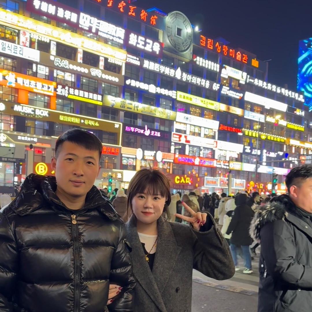 Dm精品服饰店👗