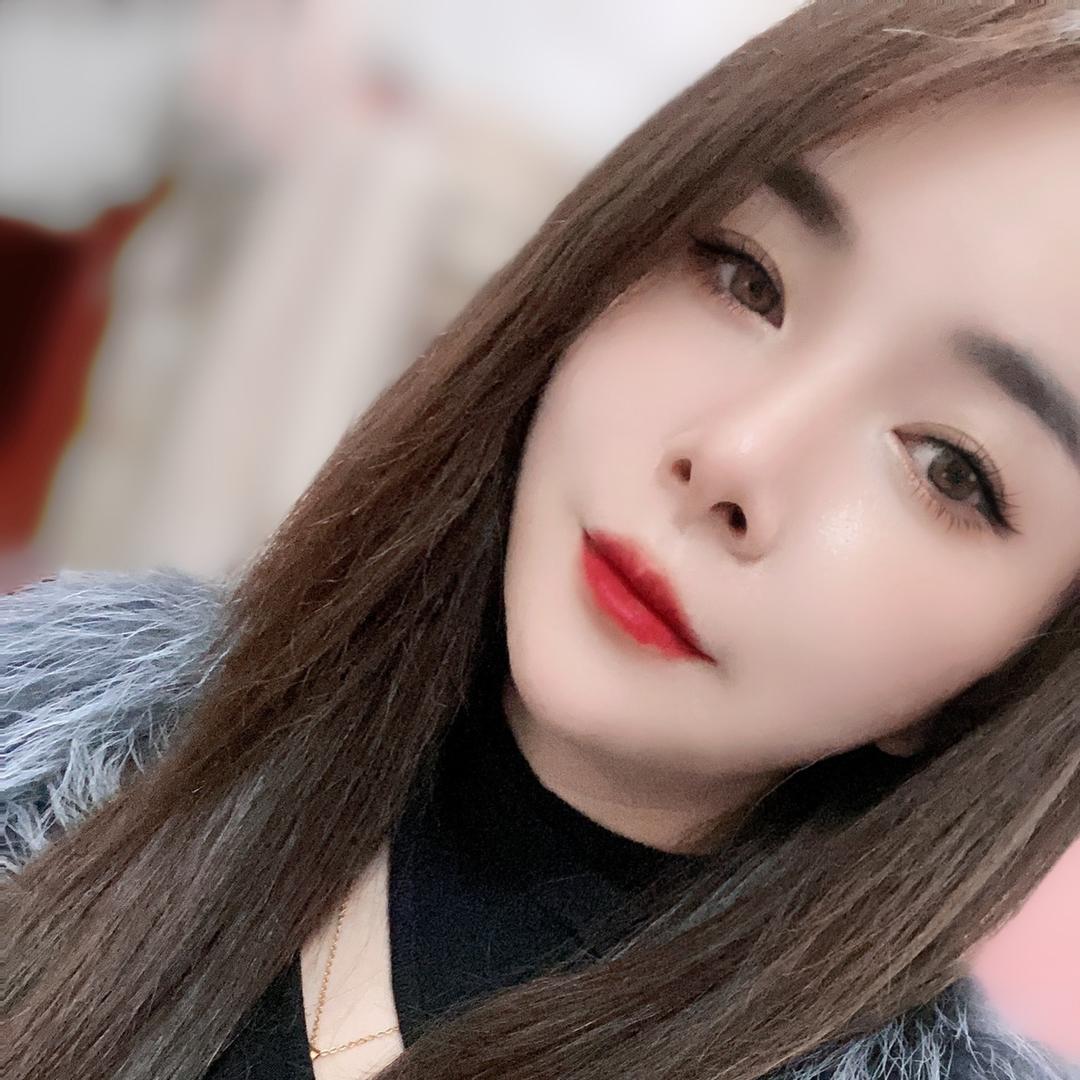 谜秀美甲