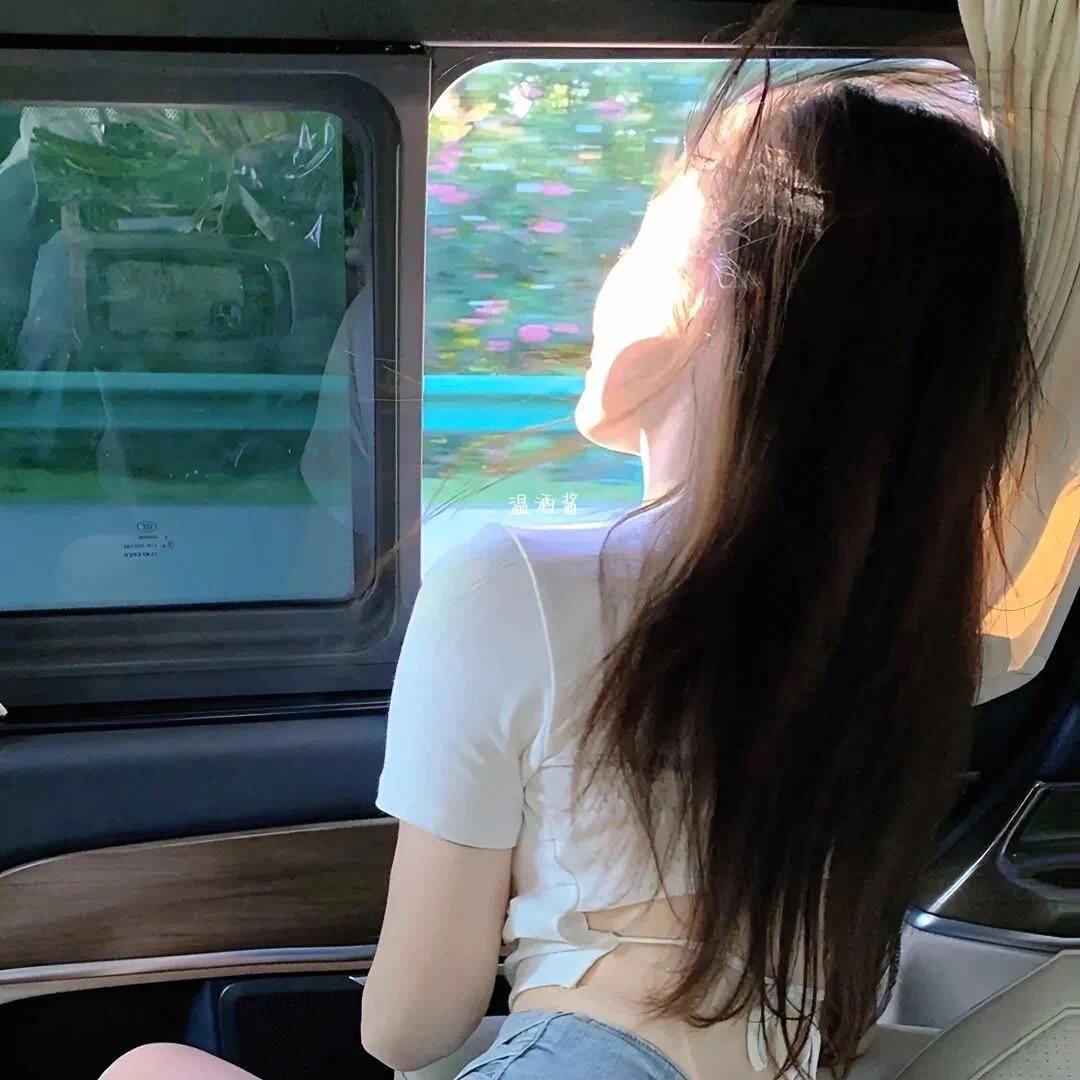 多喝椰子水🥥