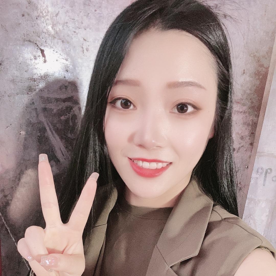@璐妮儿