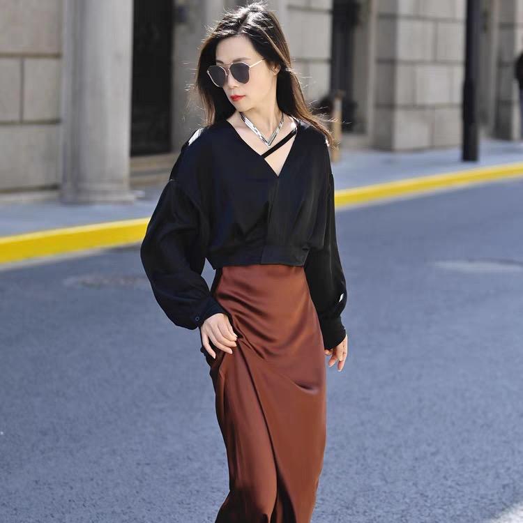 上海绣裳服饰有限公司