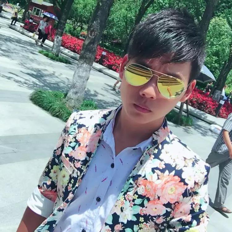 🌈一见倾鑫🌈🚗