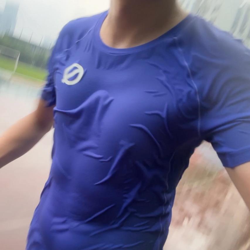 闲人马跑跑