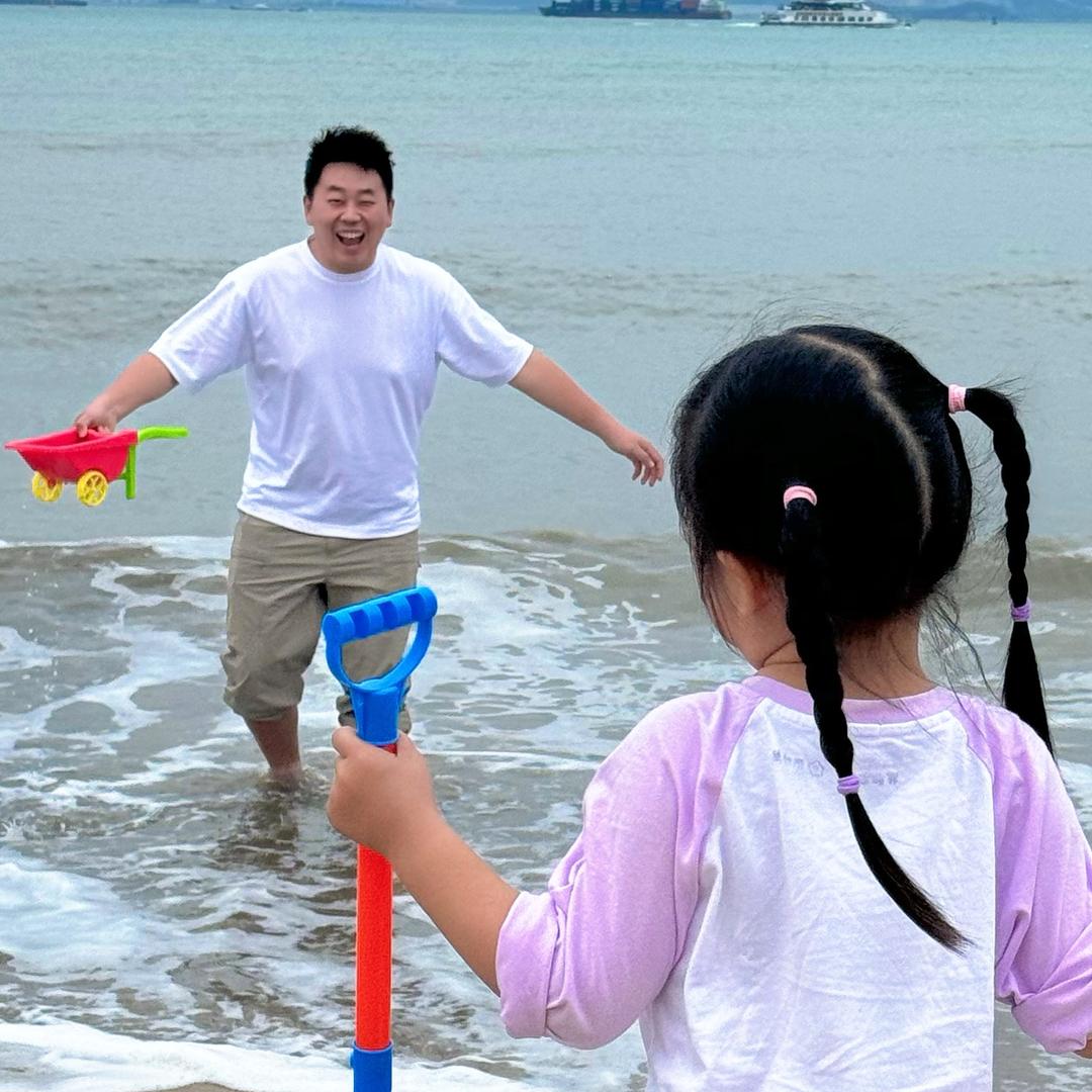 老张和小黎