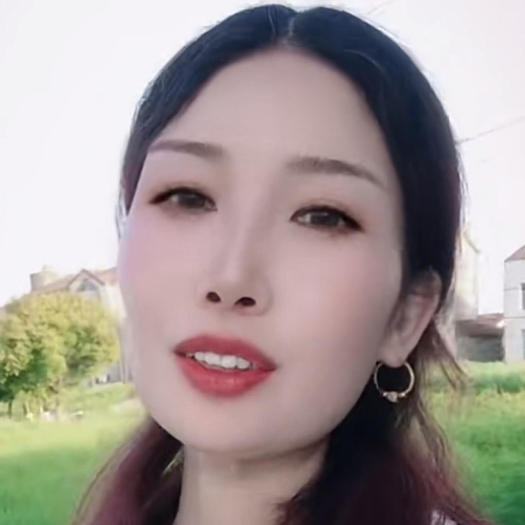 伍英姐