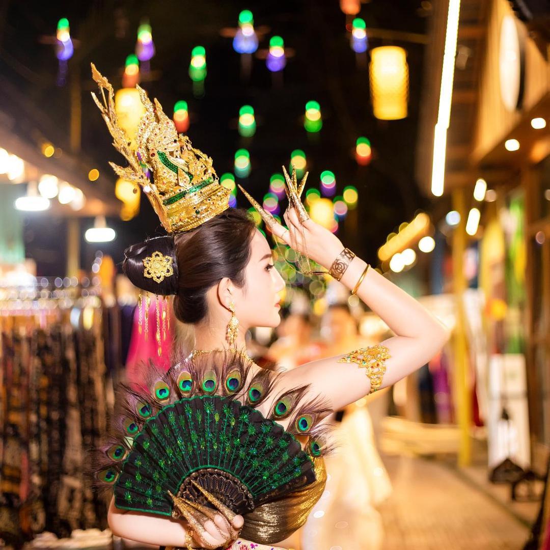 £晓大哥&（拒绝私聊）