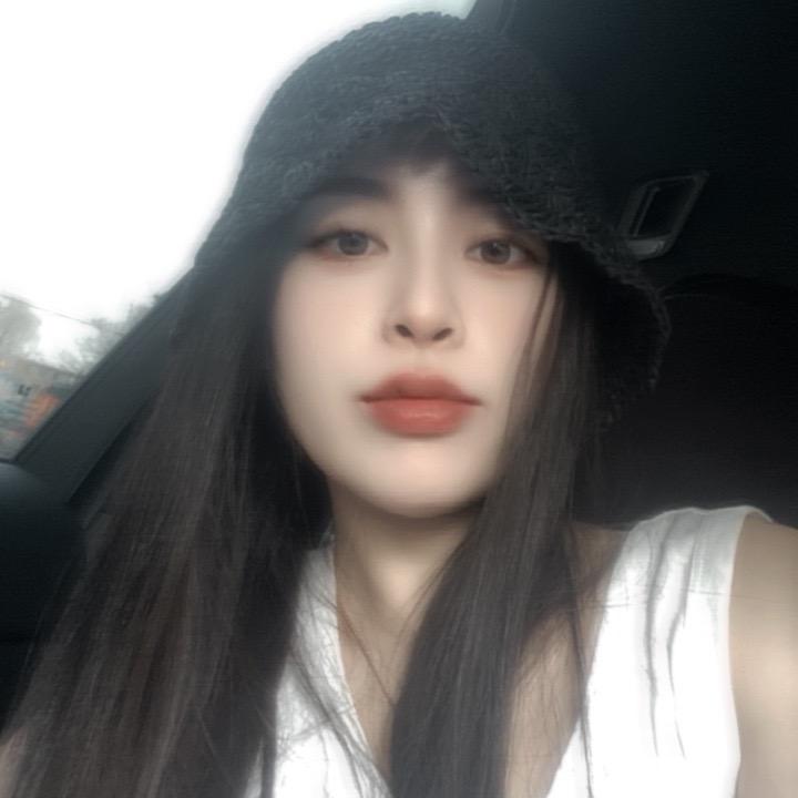 C Ly👧🏻