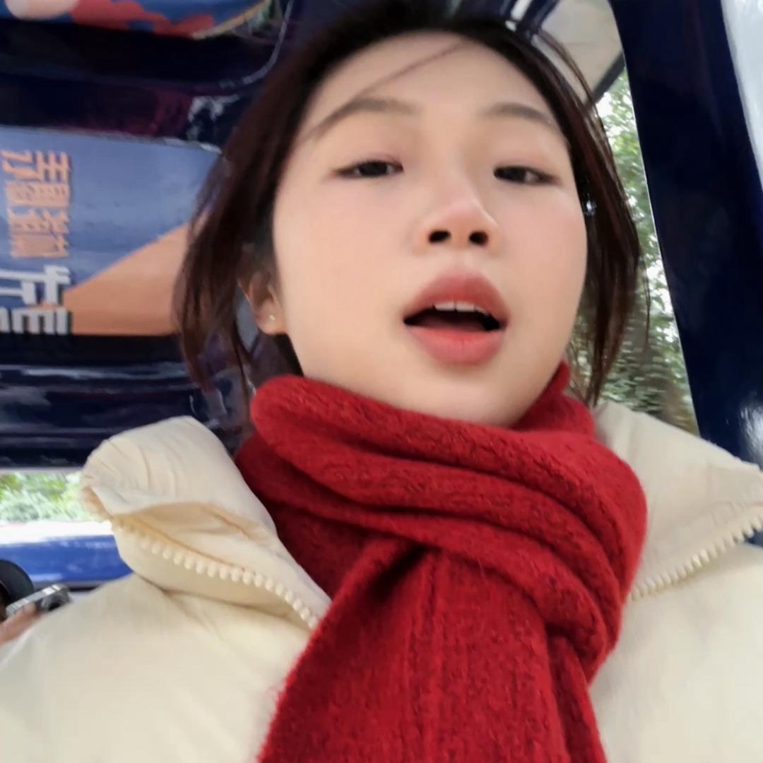 百万是个美甲师