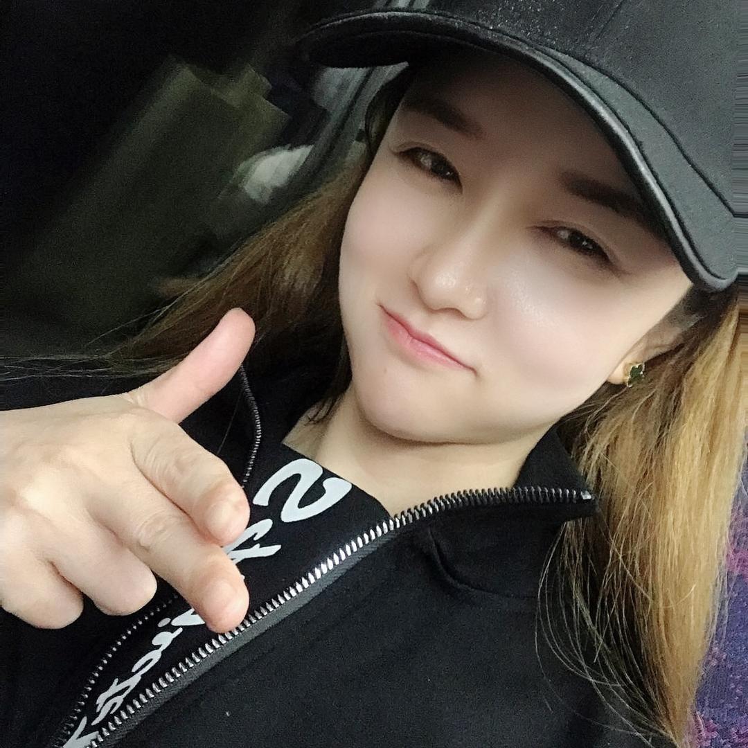 清秋幕府井梧寒