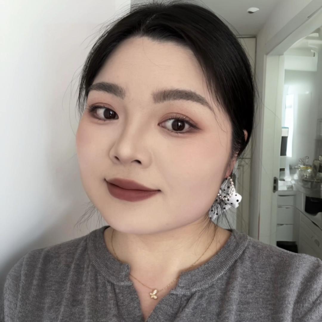 你的美妆闺蜜姣姣