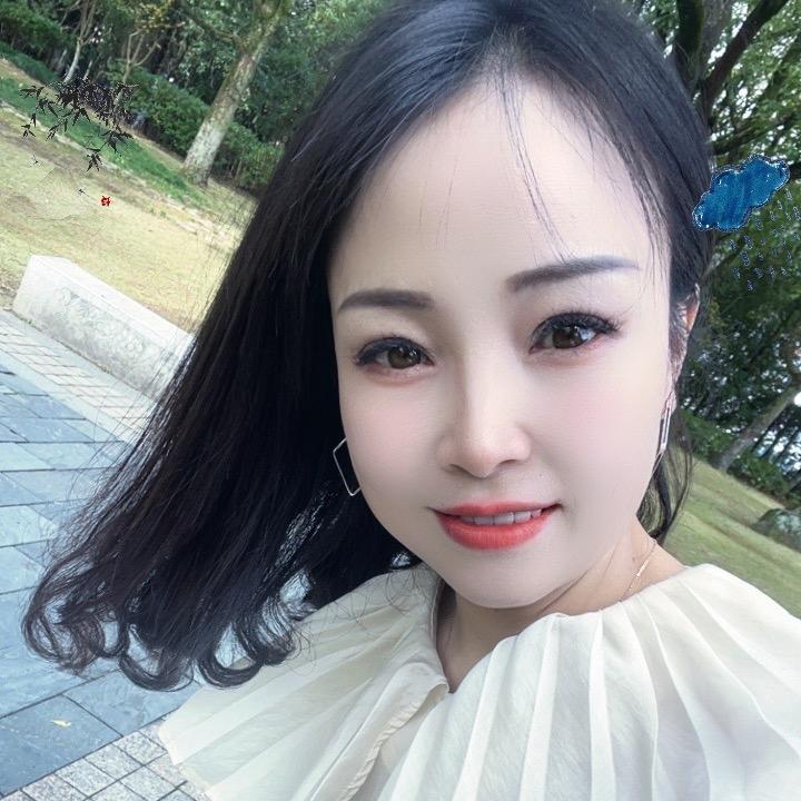锦鸿随车吊女魔头