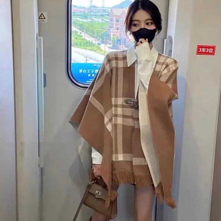 LiLi服饰