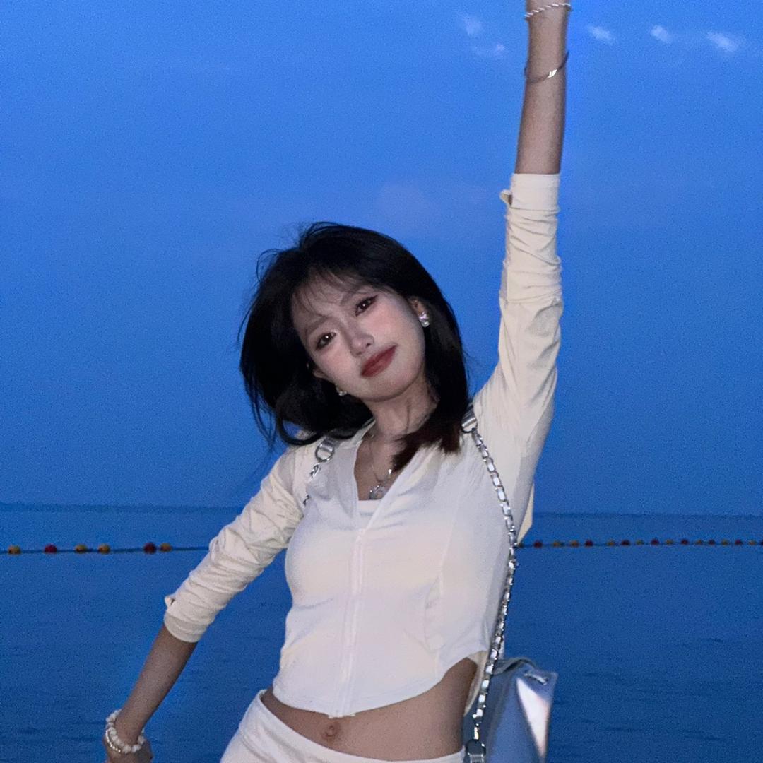 瑶台月.