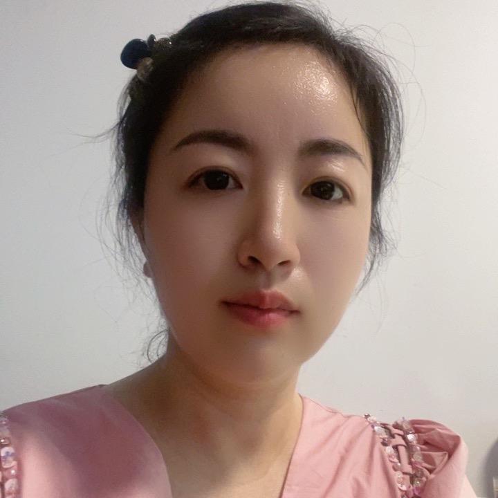 伊纸缘 香香