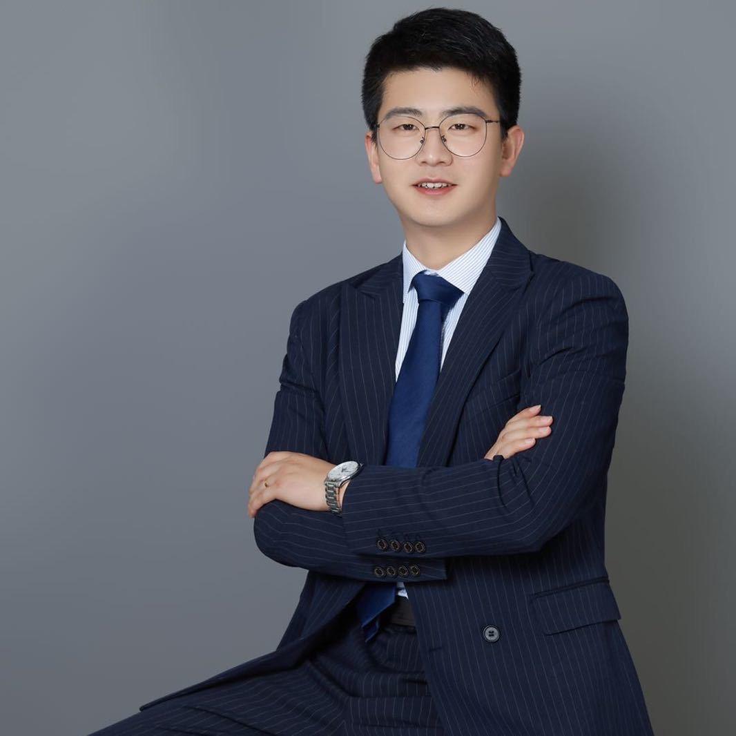 鲁东律师