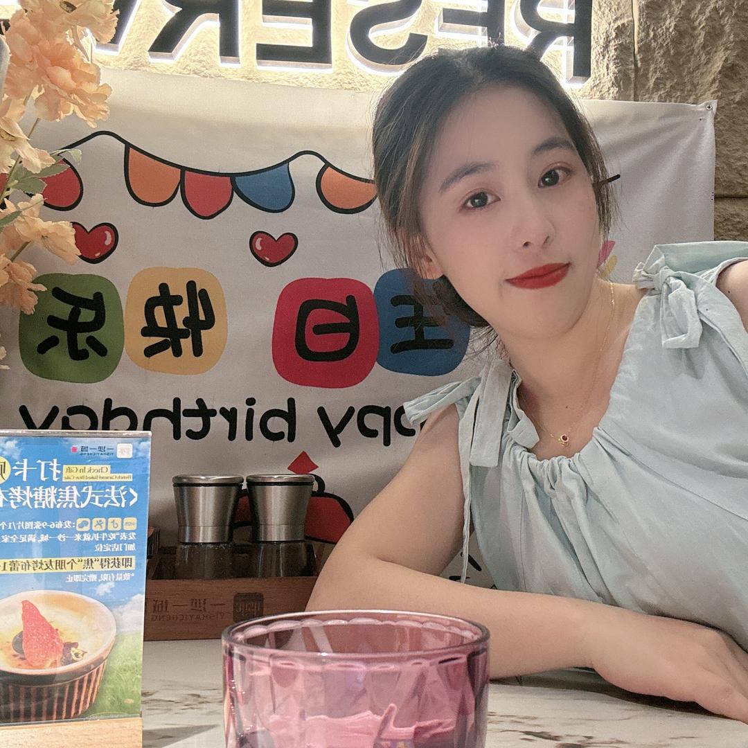 秋秋饿了