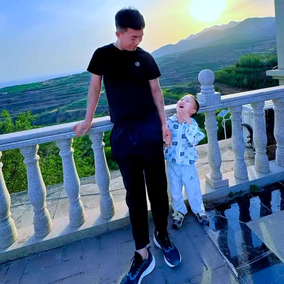 李先生