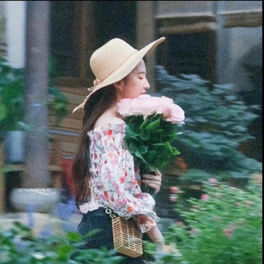 𝐒𝒊𝒆𝒏𝒏𝒆