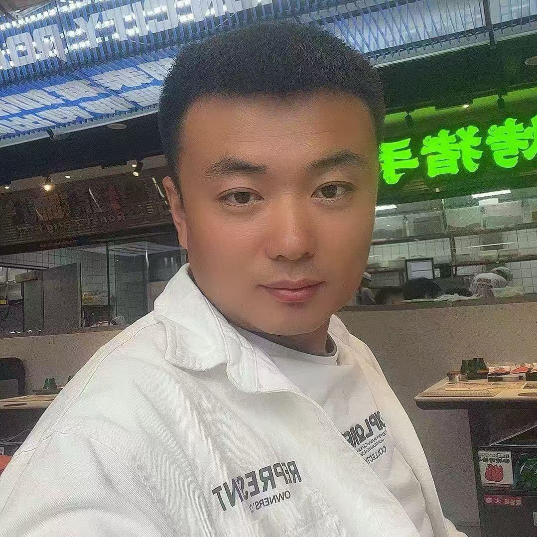 长春春城烤猪手王刚