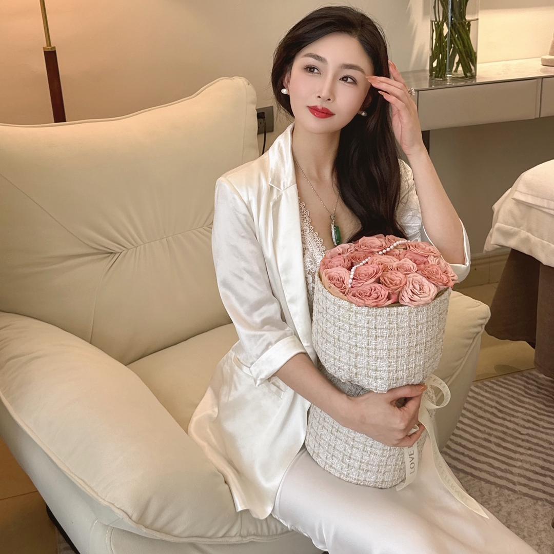 易温柔👧