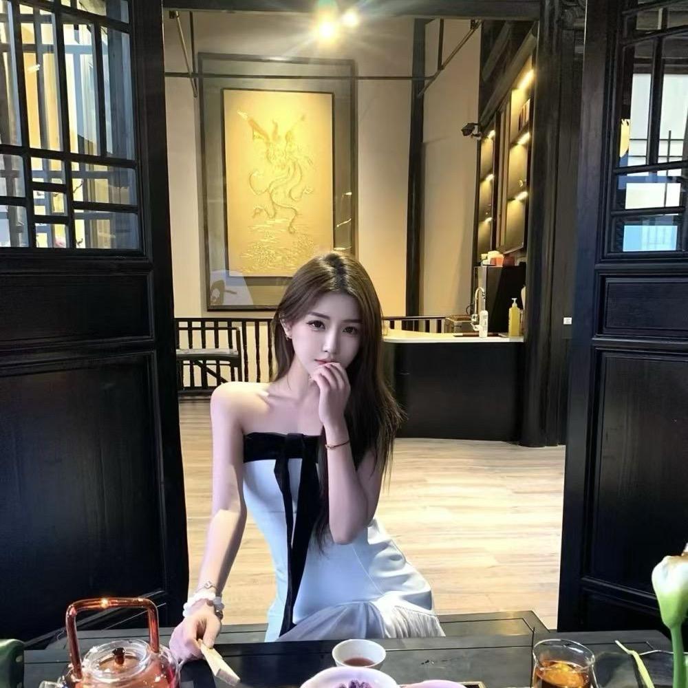 仅一个