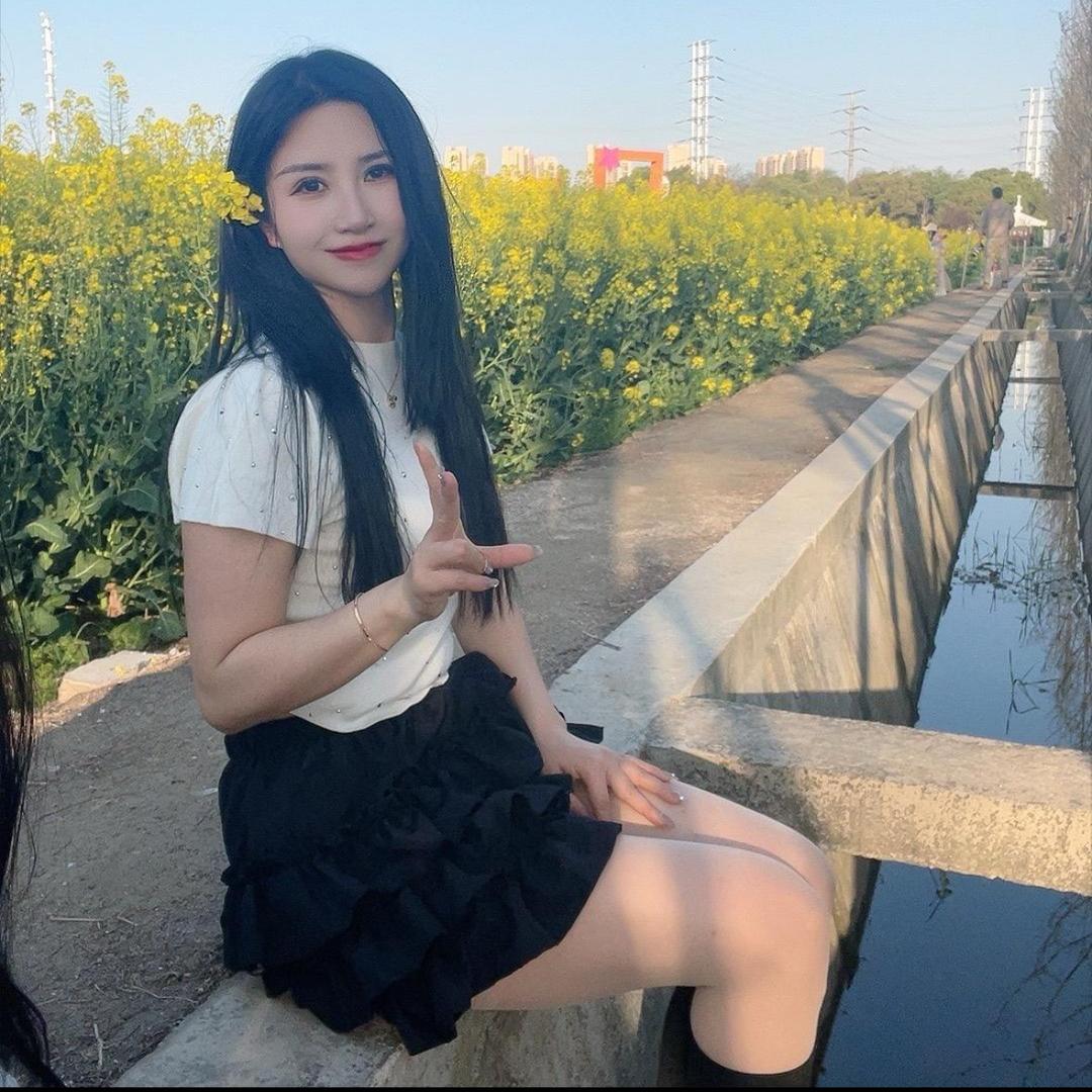 女王 🍷Ms.Wang