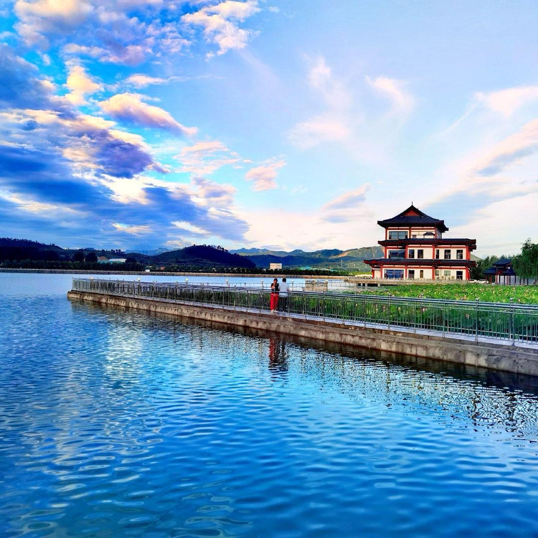 涞源湖宏伟旅游景区