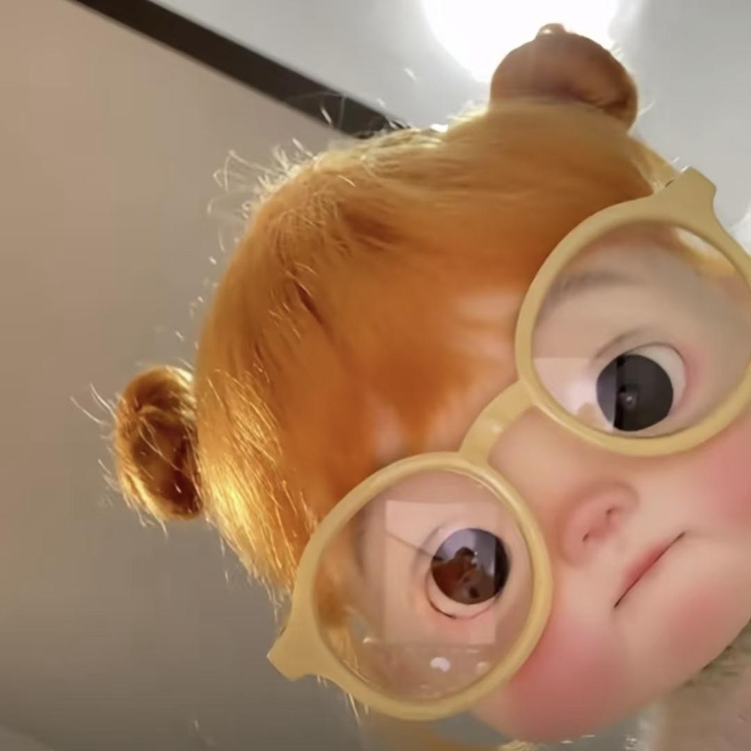 鹤发童颜的卡卡西