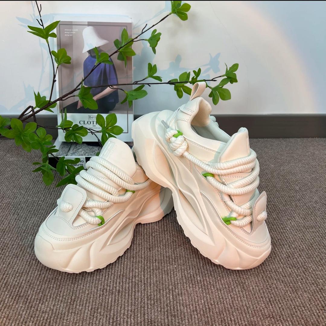 金弋然轻奢潮鞋