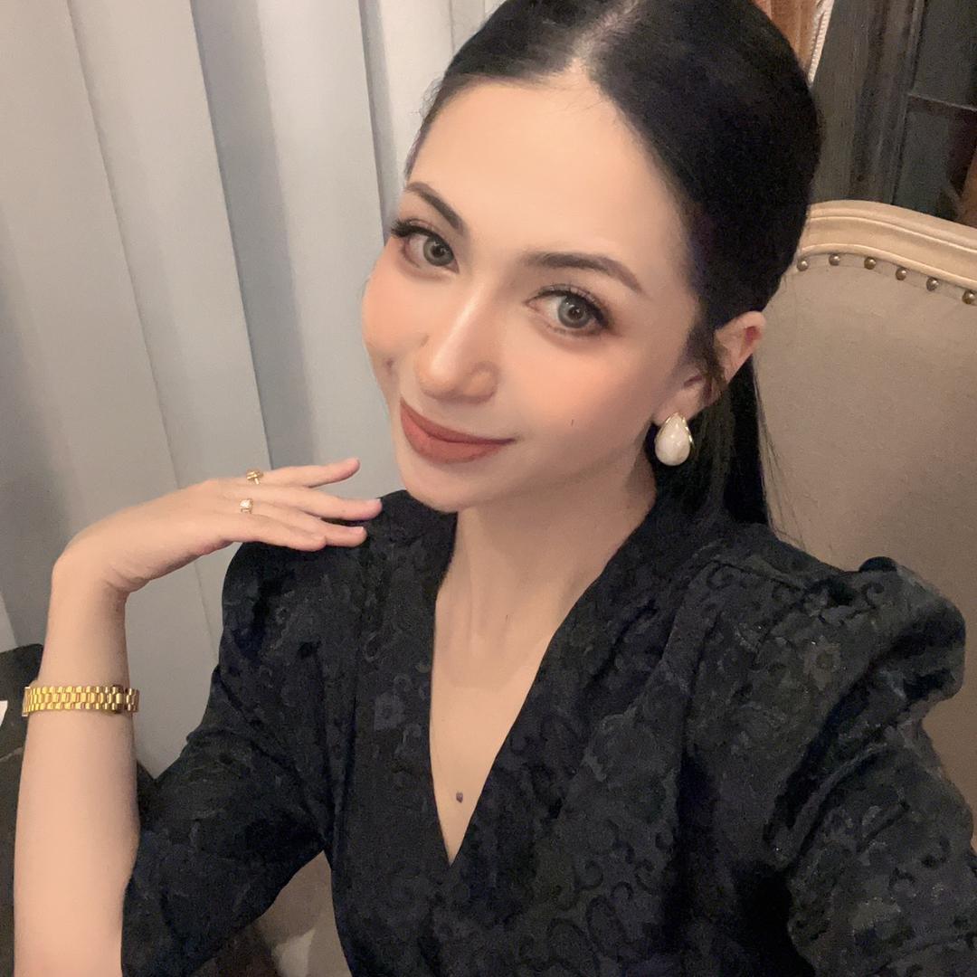 Raziya服装
