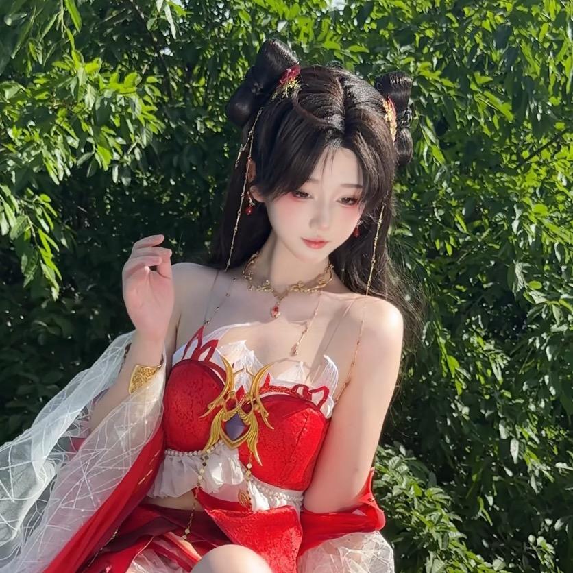 镜酱_（150w直播筹备中）@抖音