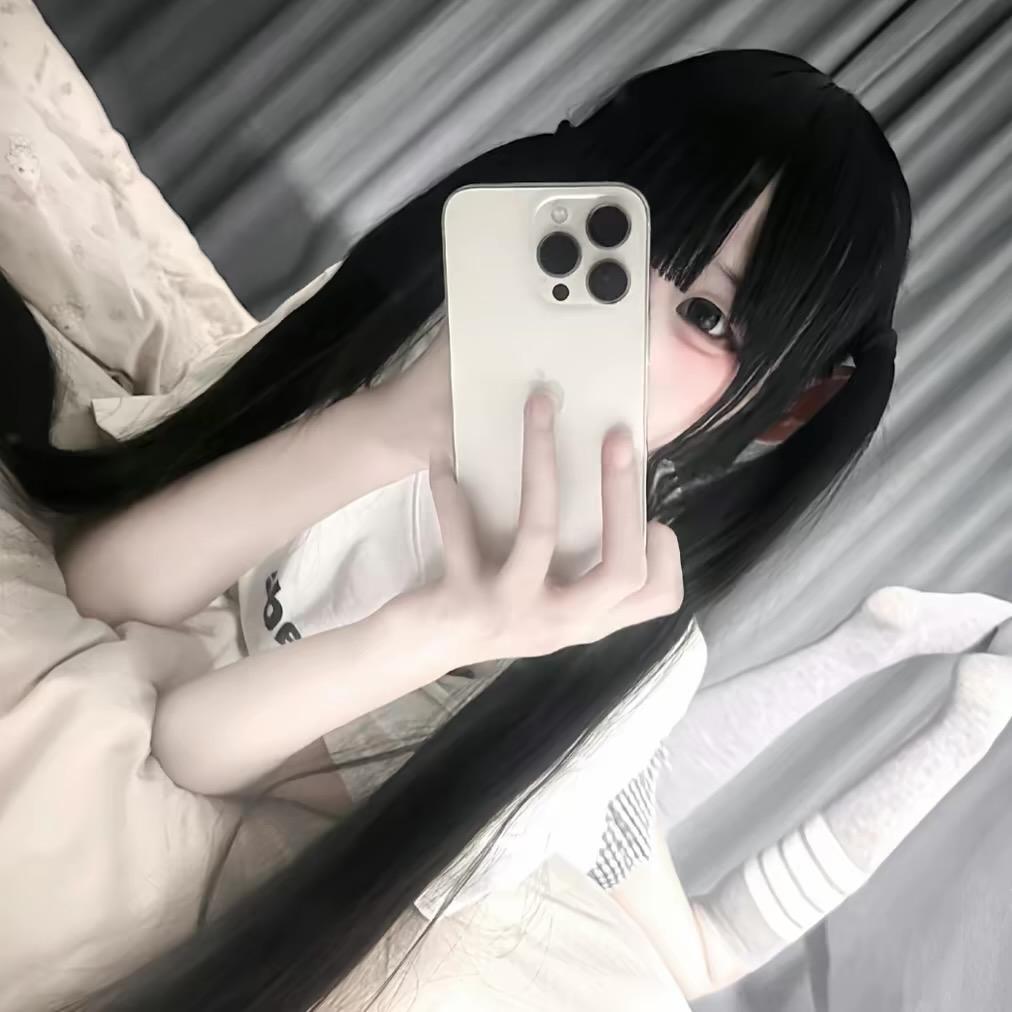 钰