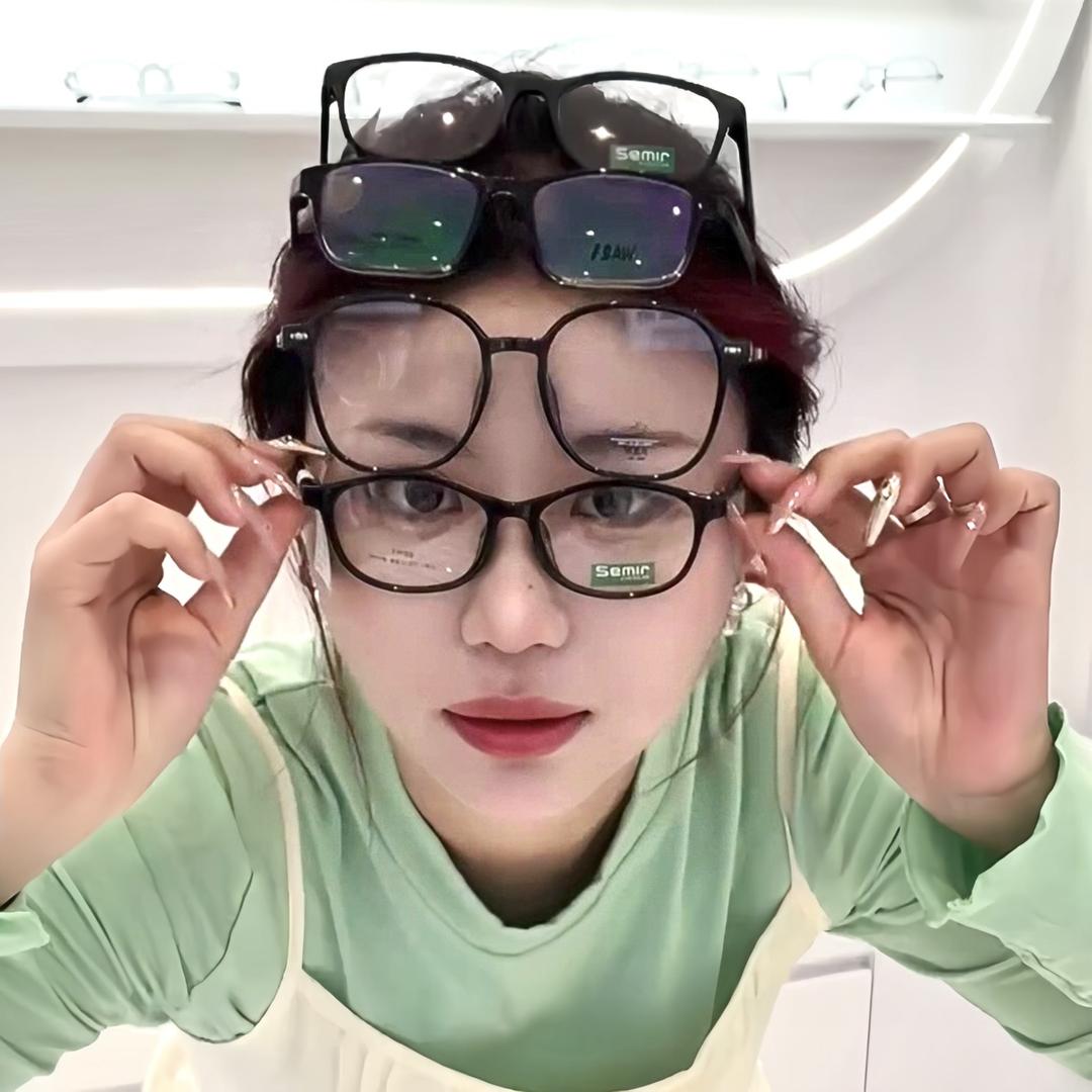 红头发那女的🏸