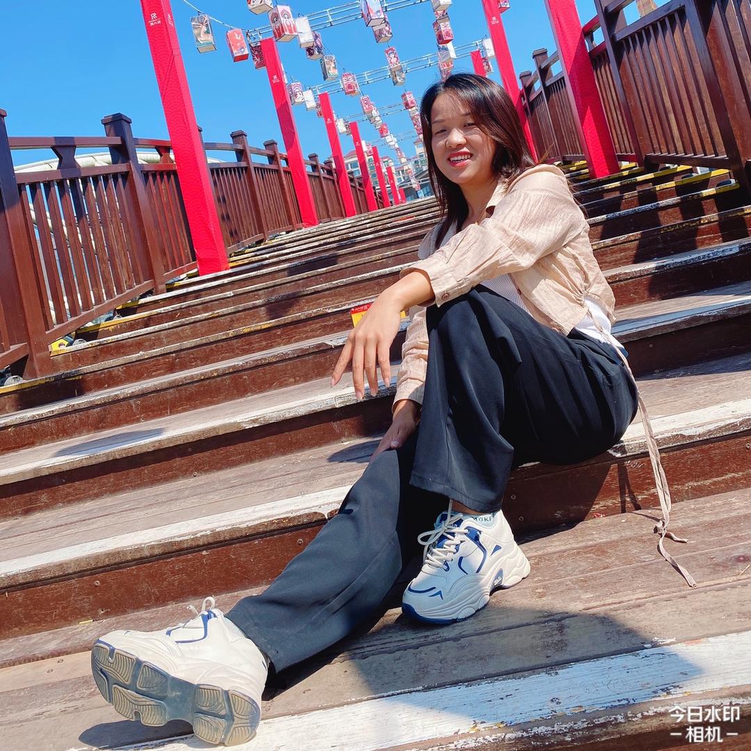 哇塞、三小姐
