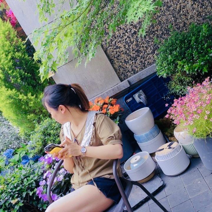 🍊橘子糖   ･ *:.｡.