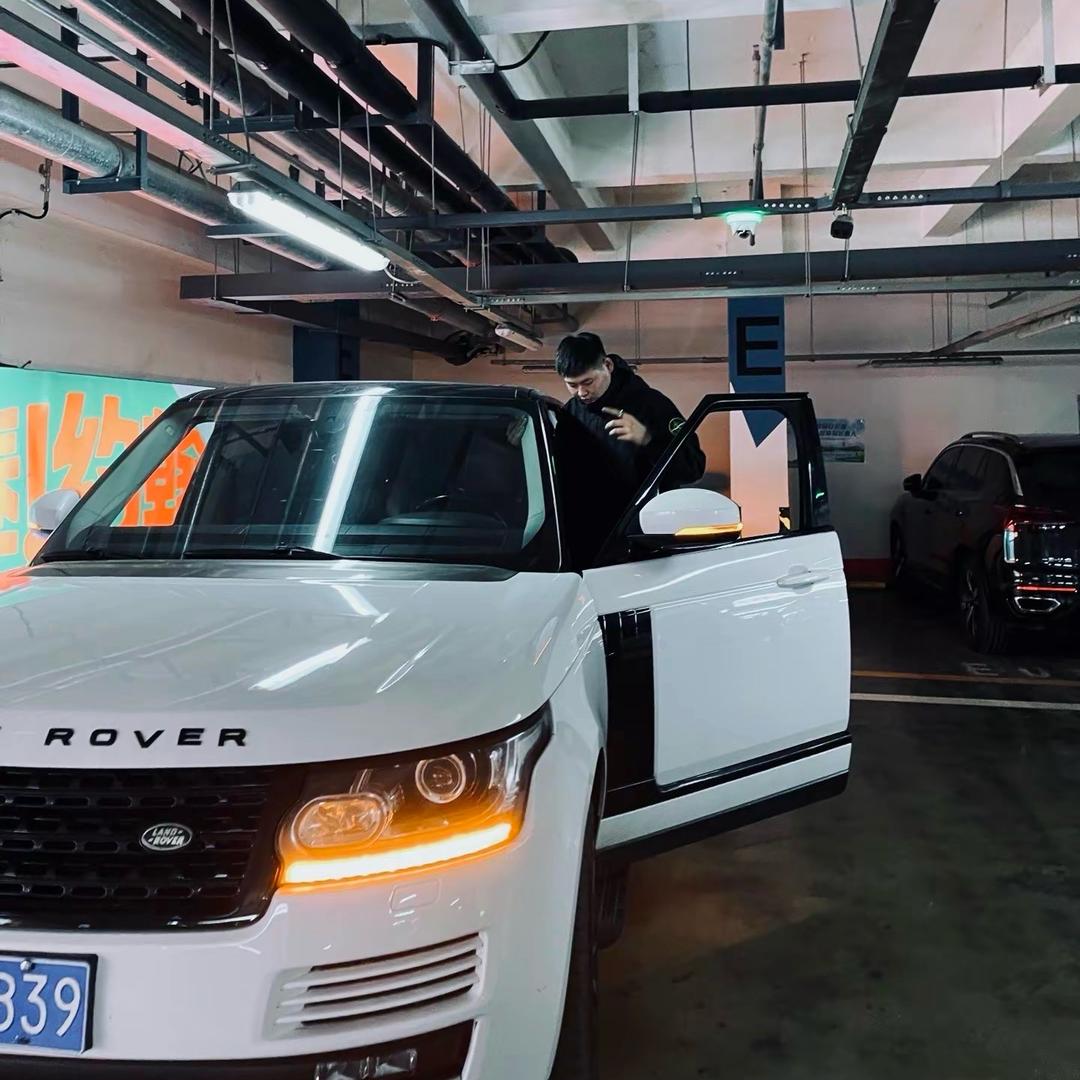 嗨嗨租车-小权（免压）