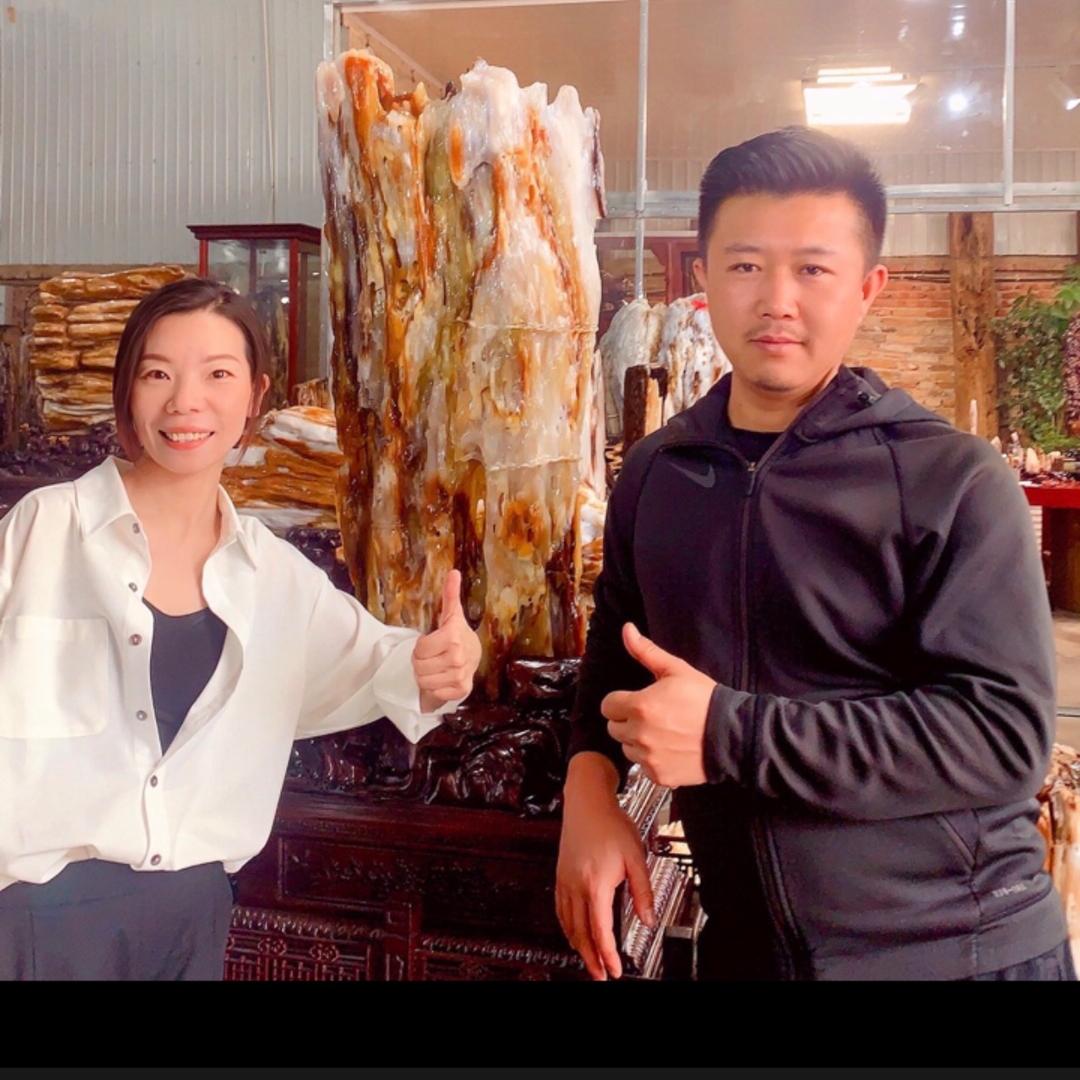 利隆树化玉