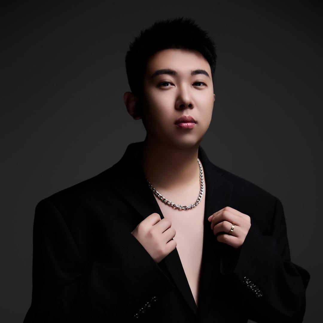 吃喝玩乐晨子