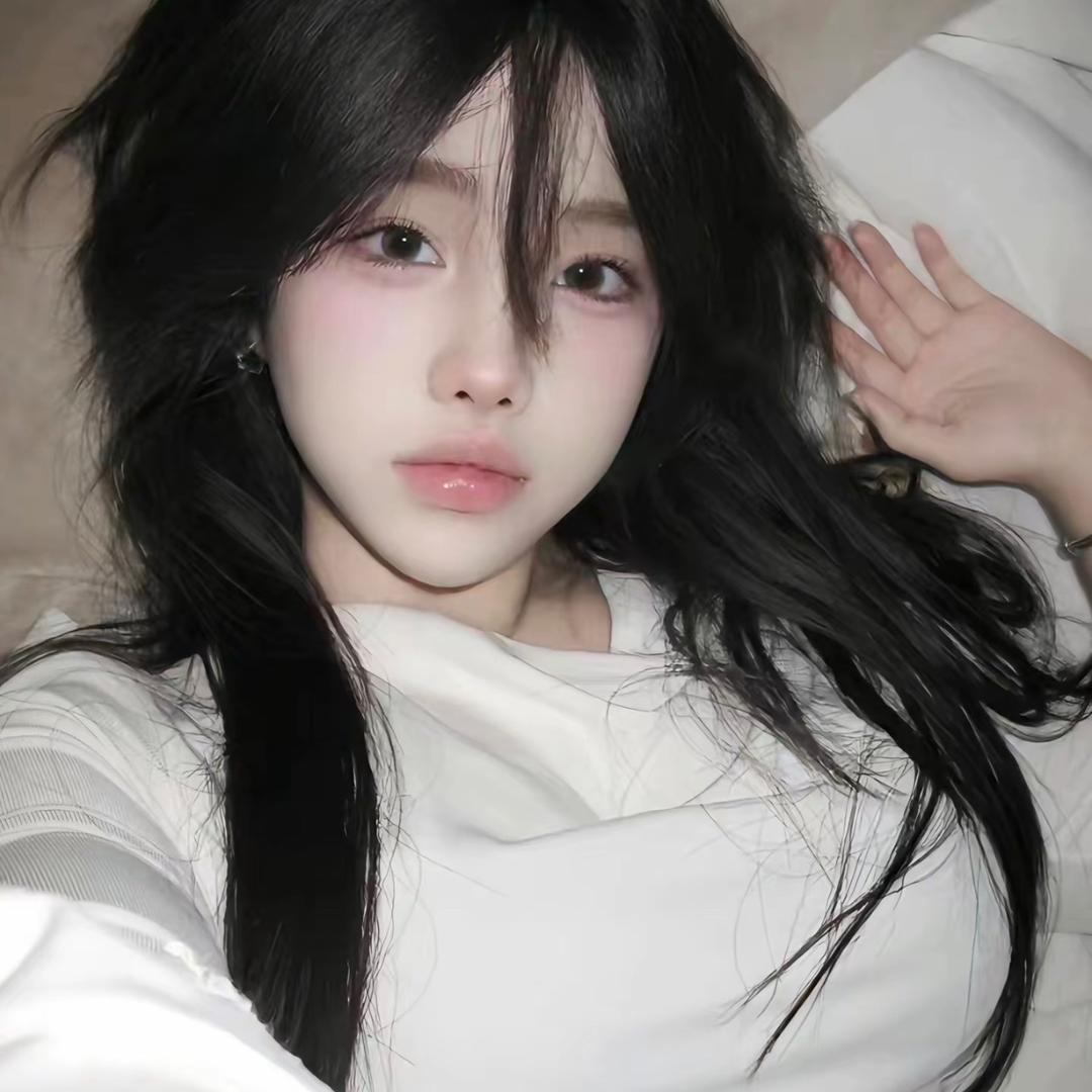 周佳佳