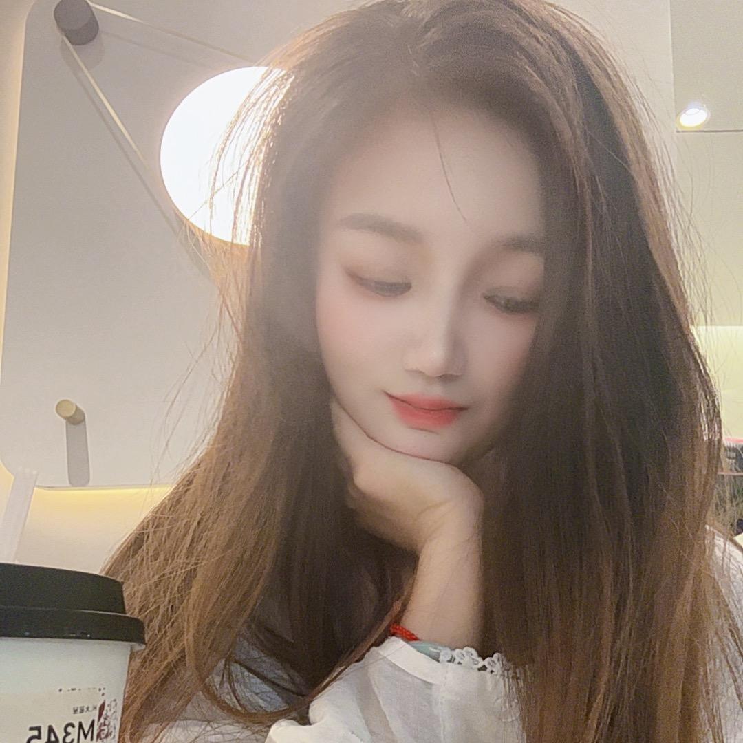 浅浅💋