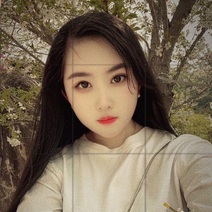 🌛🈷️亮姐姐