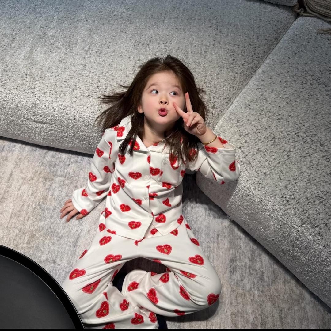 菠萝蜜也没我甜