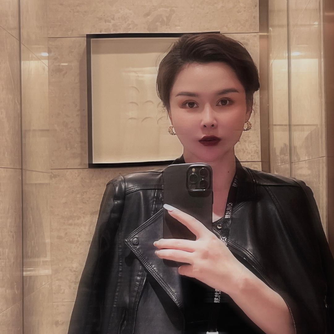 没错就叫李凡🤎