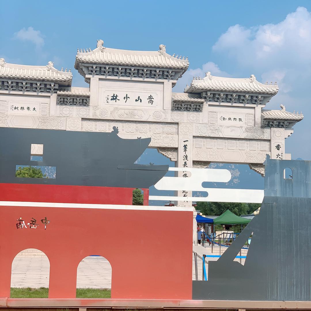 你的过去我来不及参与，你的未来我奉陪到底